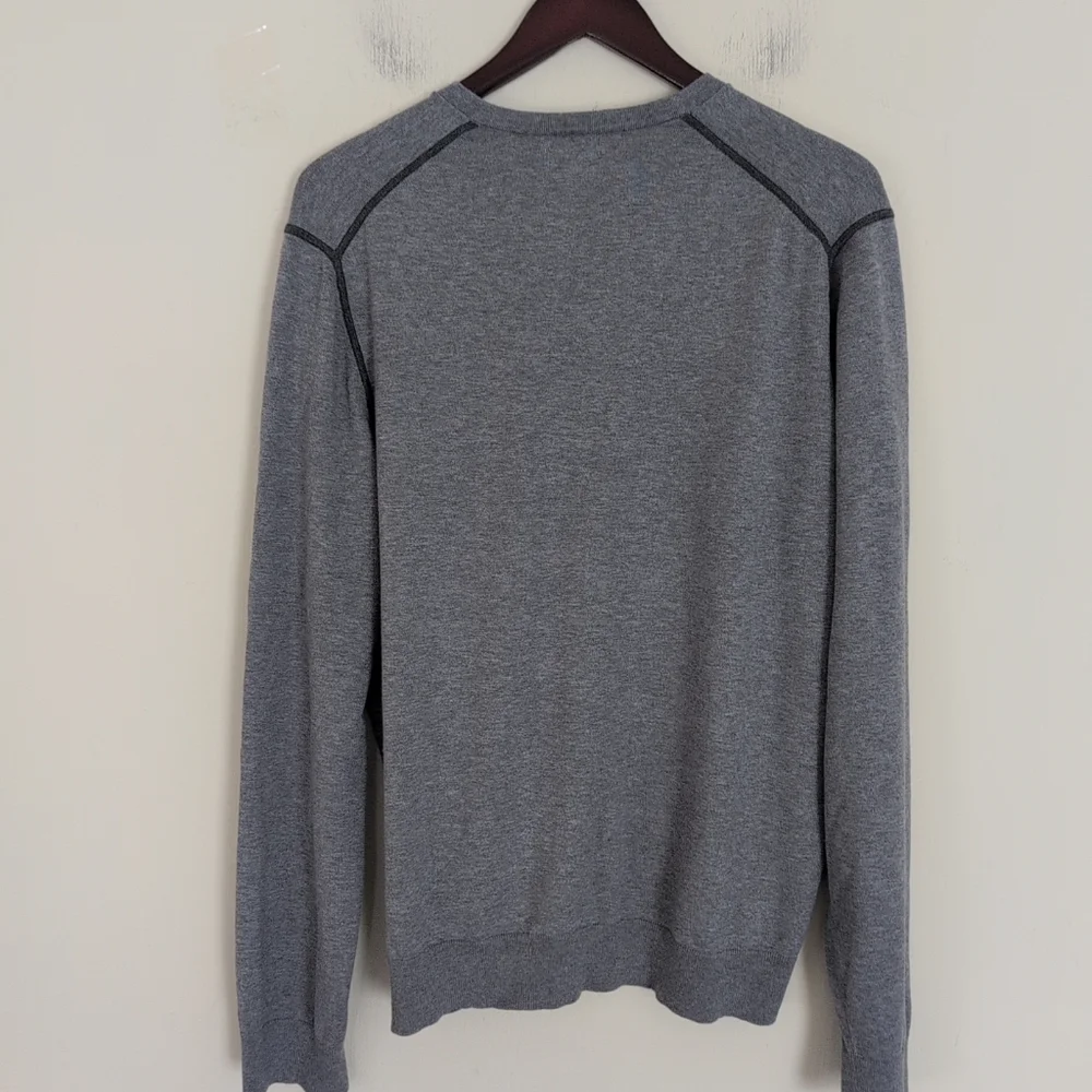 Banana Republic Sweater Men's‎ L DeVee Grey V-neck Fine-knit Pullover Layering